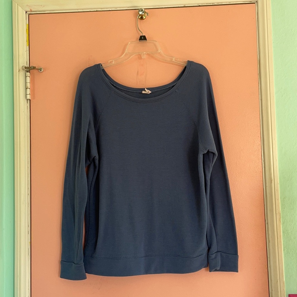 Blue soft thin sweater